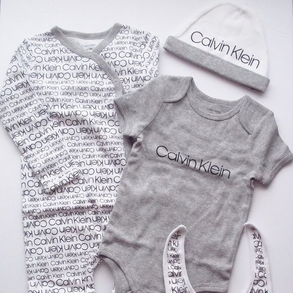 Calvin Klein Unisex 4 Pc Boxed Layette Set 6-12 M - Picture 4 of 9